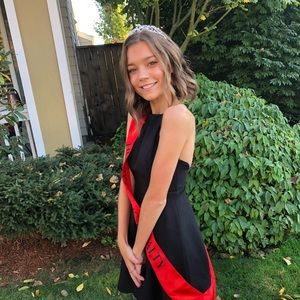 Meet your Posher, Kira